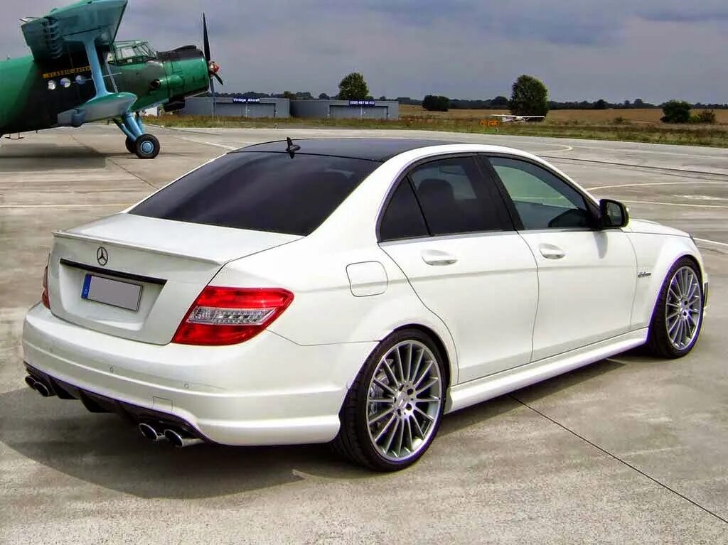 Мерседес 204 купить. Mercedes w204. Мерседес w204 AMG 6.3. Мерседес c w204. Mercedes c180 w204.