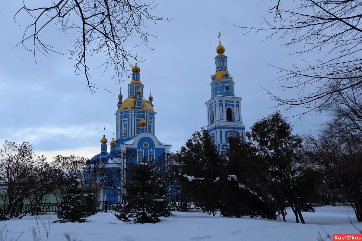 телефоны храмов ульяновск. никольский храм ульяновск. спасский собор ульяновск современный. церковь на 12 сентября ульяновск. церковь на шолмова ульяновск.