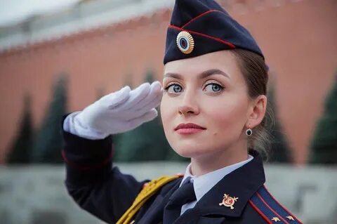 Нее быть в форме проще