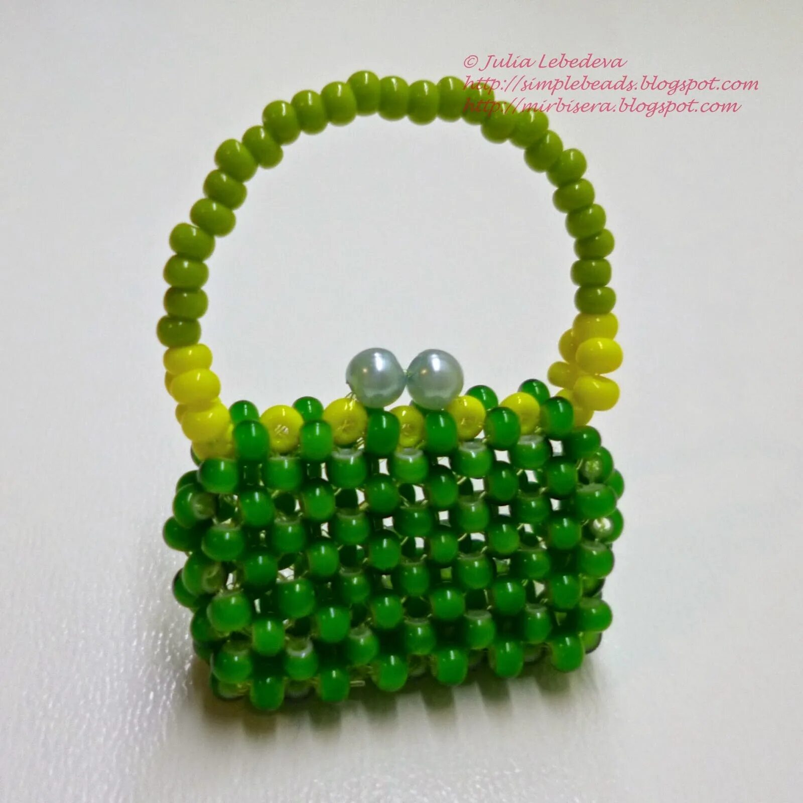 Леска для плетения сумки из бусин. Сумка из бусин. сумка из крупных бусин. сумки плетеные из бусинок. сумочка из бисера.