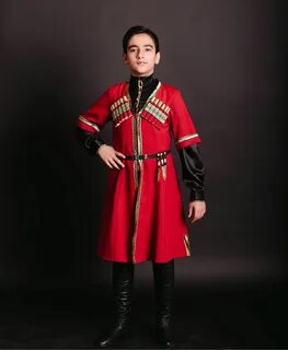 Национальные костюмы в черкесске
