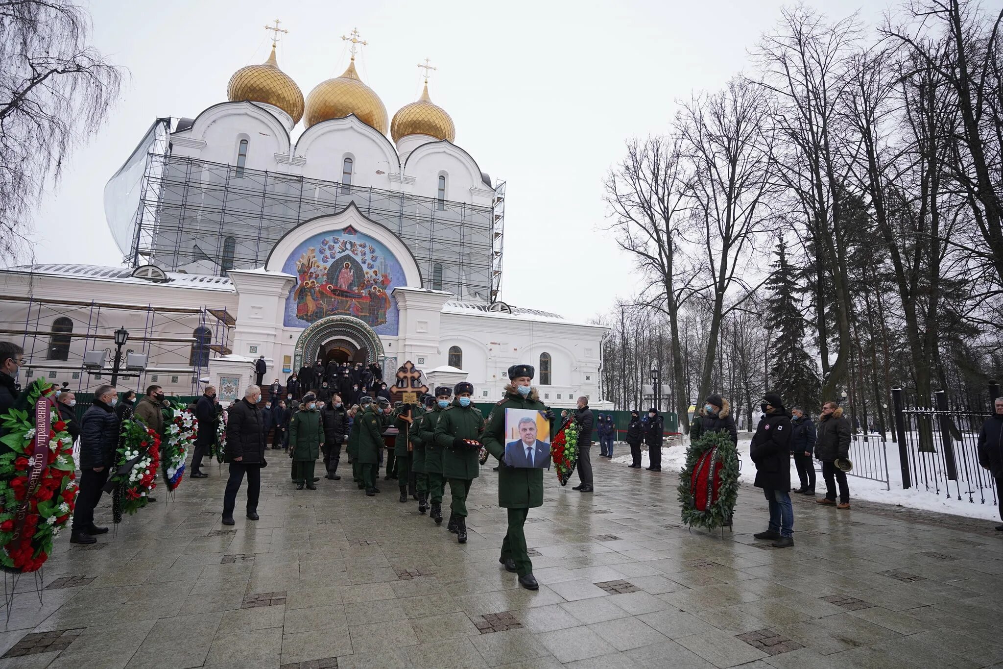 Похоронен в ярославле. В Ярославле простились.