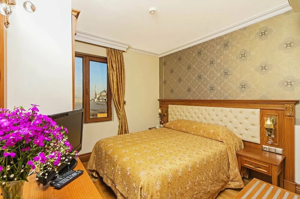 Султанахмет отель. Султанахмет отели. Ajwa hotel sultanahmet 5. Султанахмет отели с панорамным видом. Eresin hotels sultanahmet 5* (султанахмет).