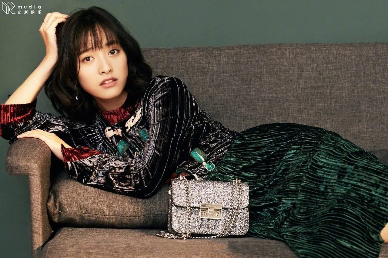 Дон шань цай актриса. Шэнь юэ. Шэнь юэ сад падающих звезд. Шань цай актриса. Цай цзя актриса.