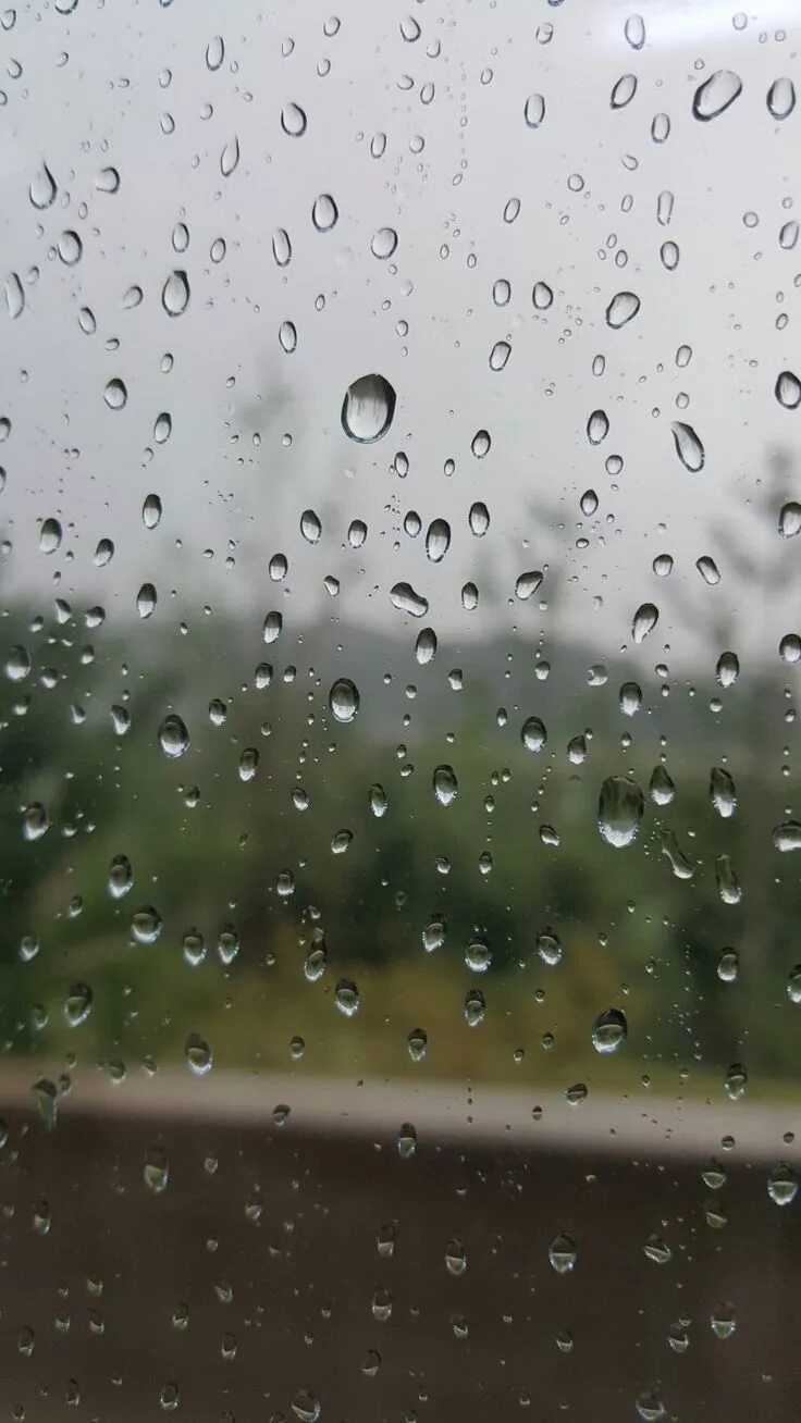 Rainy mood. Капли дождя на окне. Дождливый день. Дождь на стекле фото. Дождь за окном фото.