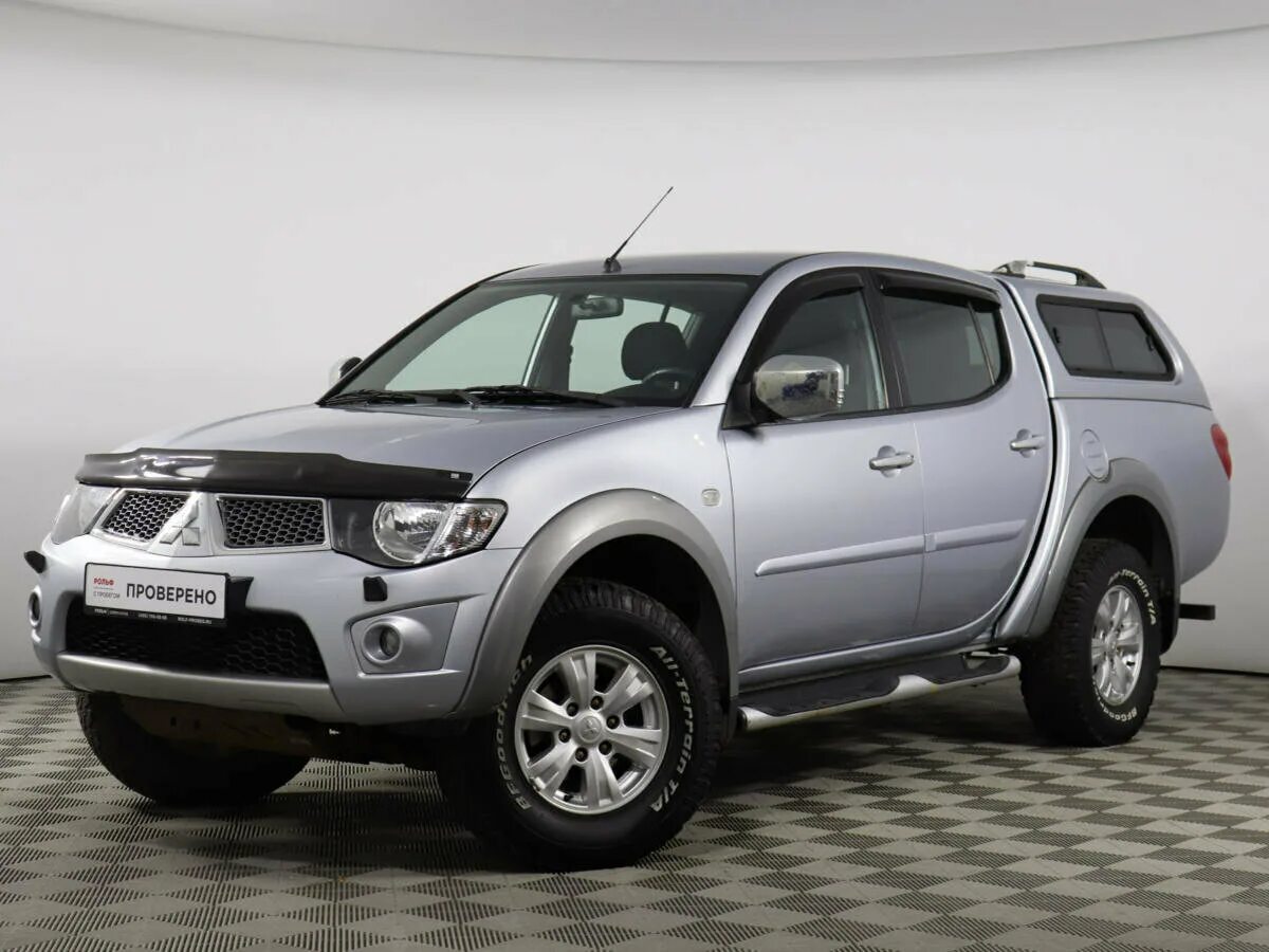 Шины l200 mitsubishi. Мицубиси л200. Mitsubishi l200. Mitsubishi l200 IV. Mitsubishi l200 серебристый.