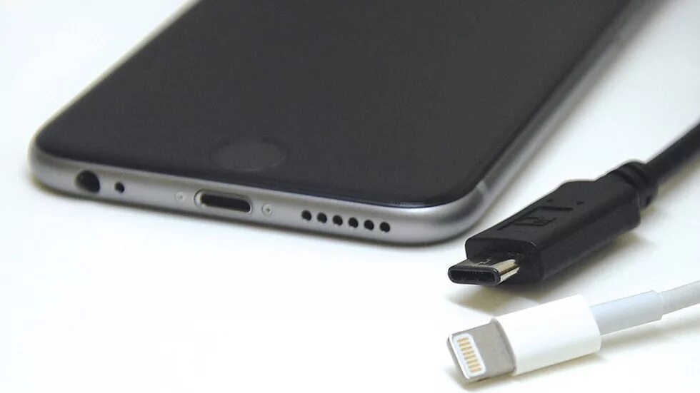 Гнездо айфона 8. Apple iphone USB-C. Тайп си разъем айфон. Разъем Apple USB C Lightning. Iphone 12 разъем зарядки.