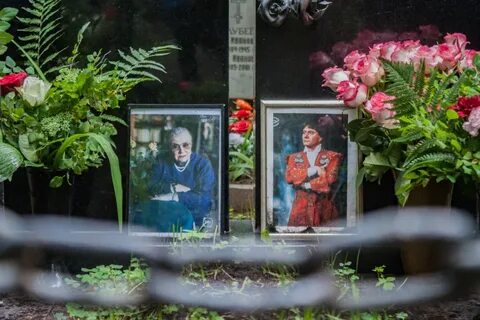 Умерших 1993