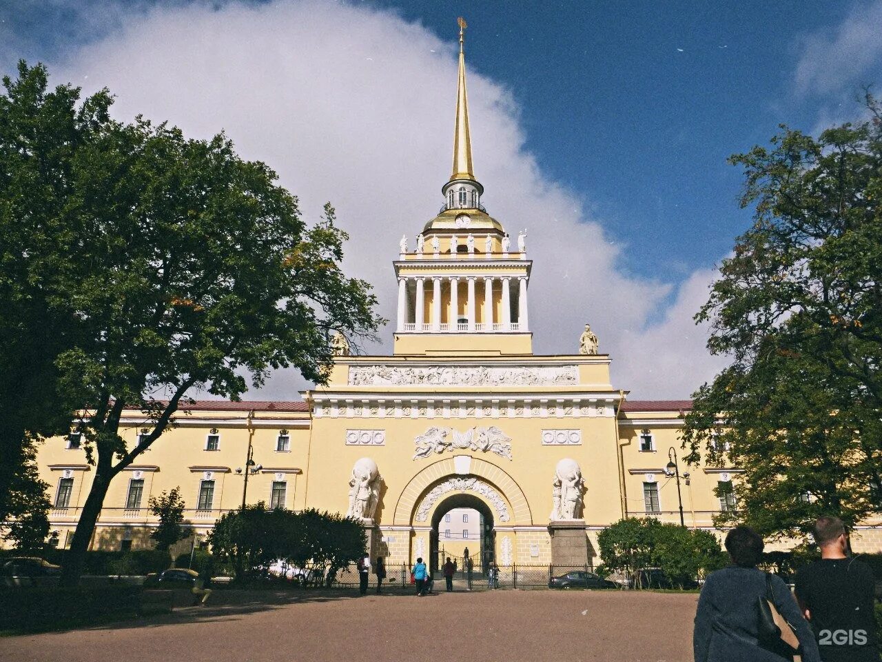 А Д Захаров Адмиралтейство. Захаров Адмиралтейство в Петербурге. А Д Захаров здание Адмиралтейства Петербург. Здание главного Адмиралтейства в Санкт Петербурге Захаров.