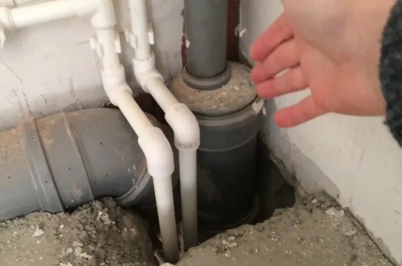 В квартире запахло канализацией