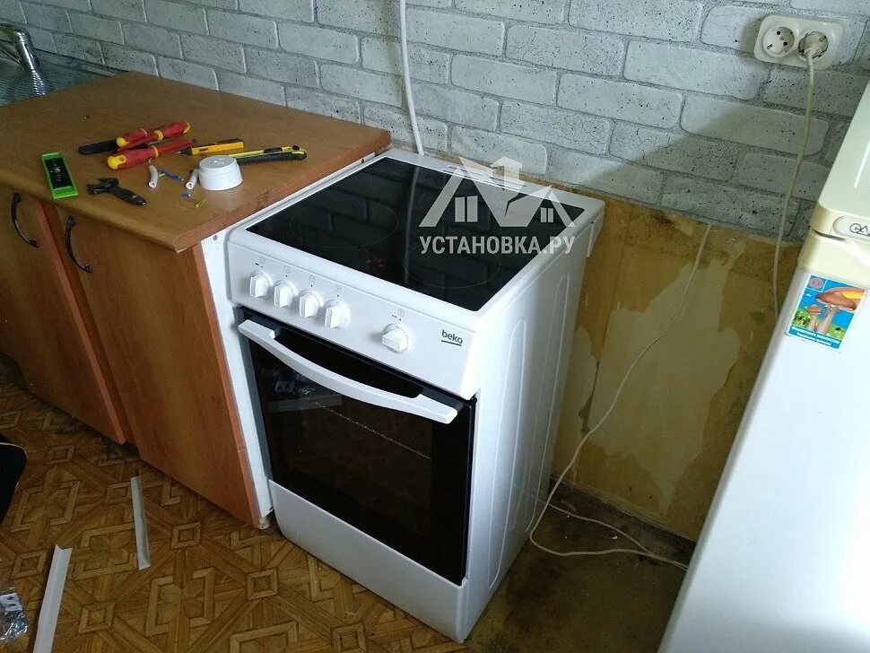 Сдать старую электрическую плиту beko на утилизацию. Электрическая плита beko cs 47002. beko cs 47002 плита стеклокерамическая. fcs 47002 beko плита панель управления. beko fcs47007a/fcs47007s.