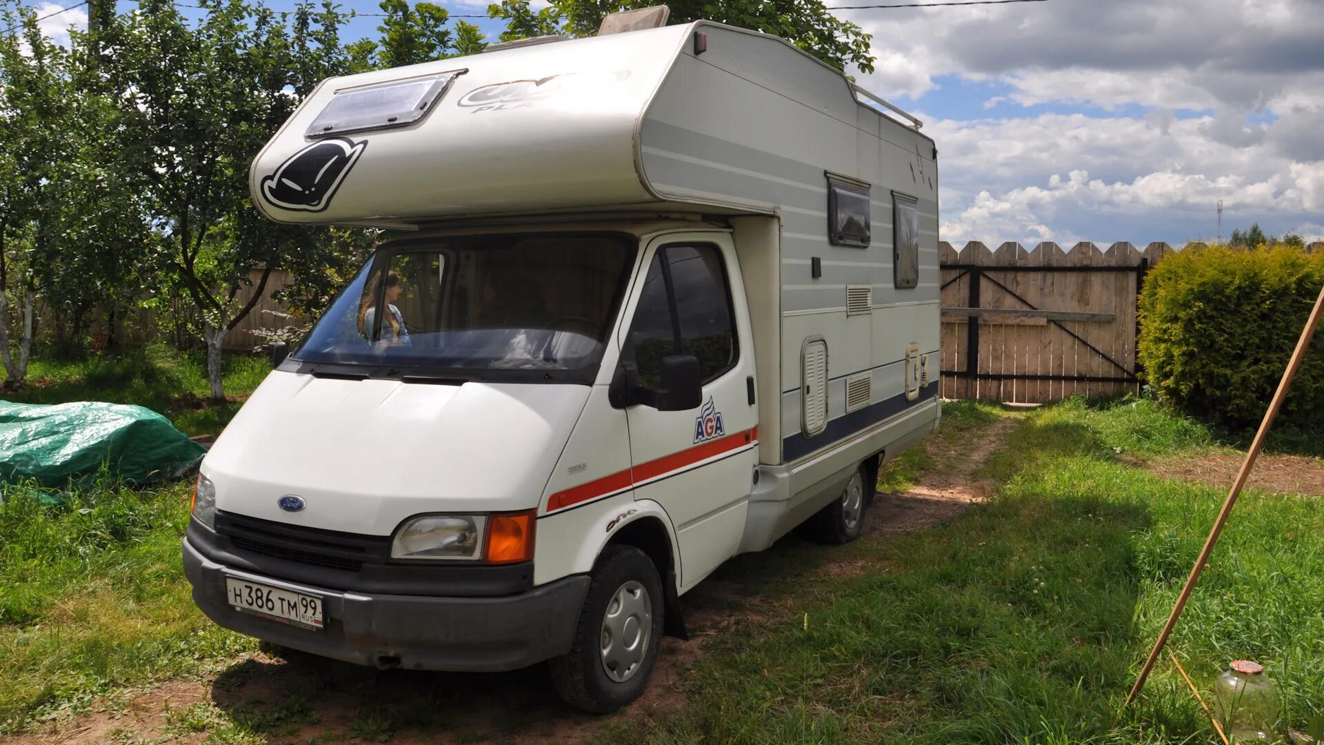 Ford Transit 1994 автодом. Ford Transit Camper 1988. Форд Транзит кемпер. Автодом Форд Транзит.