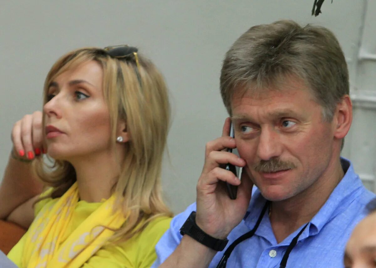 Навка и песков. Наука и песков. Наука и песков. Наука и песков. Свадьба пескова и навки.
