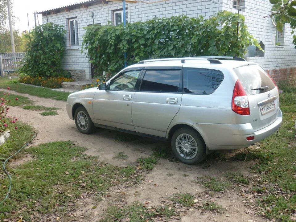 Бу универсалы краснодарский край. Приора универсал Снежка. Приора универсал Снежная Королева. Приора универсал Снежка 10.