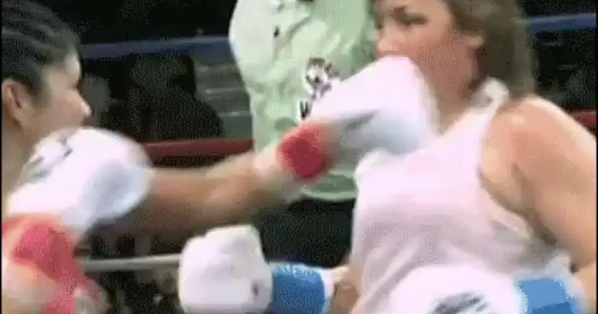 Бывшую девушку ударили