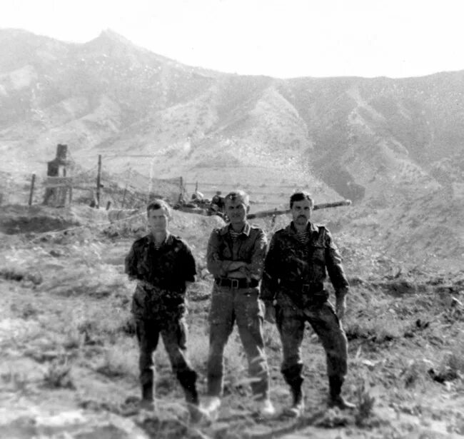 Пограничные войска кгб ссср в афганистане. Афган пограничники. Погранвойска в афганистане в 1979-1989. Пограничники 1979 в афганистане. Погранвойска в афганистане в 1979-1989 годы.