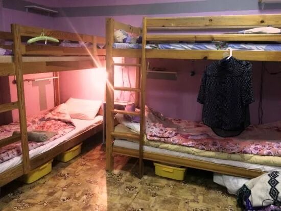 В школе есть кровати. Кровать в школе. технологический институт санкт-петербург метро общежитие. тайны адмиралтейства хостел. в детских школах есть кровати.