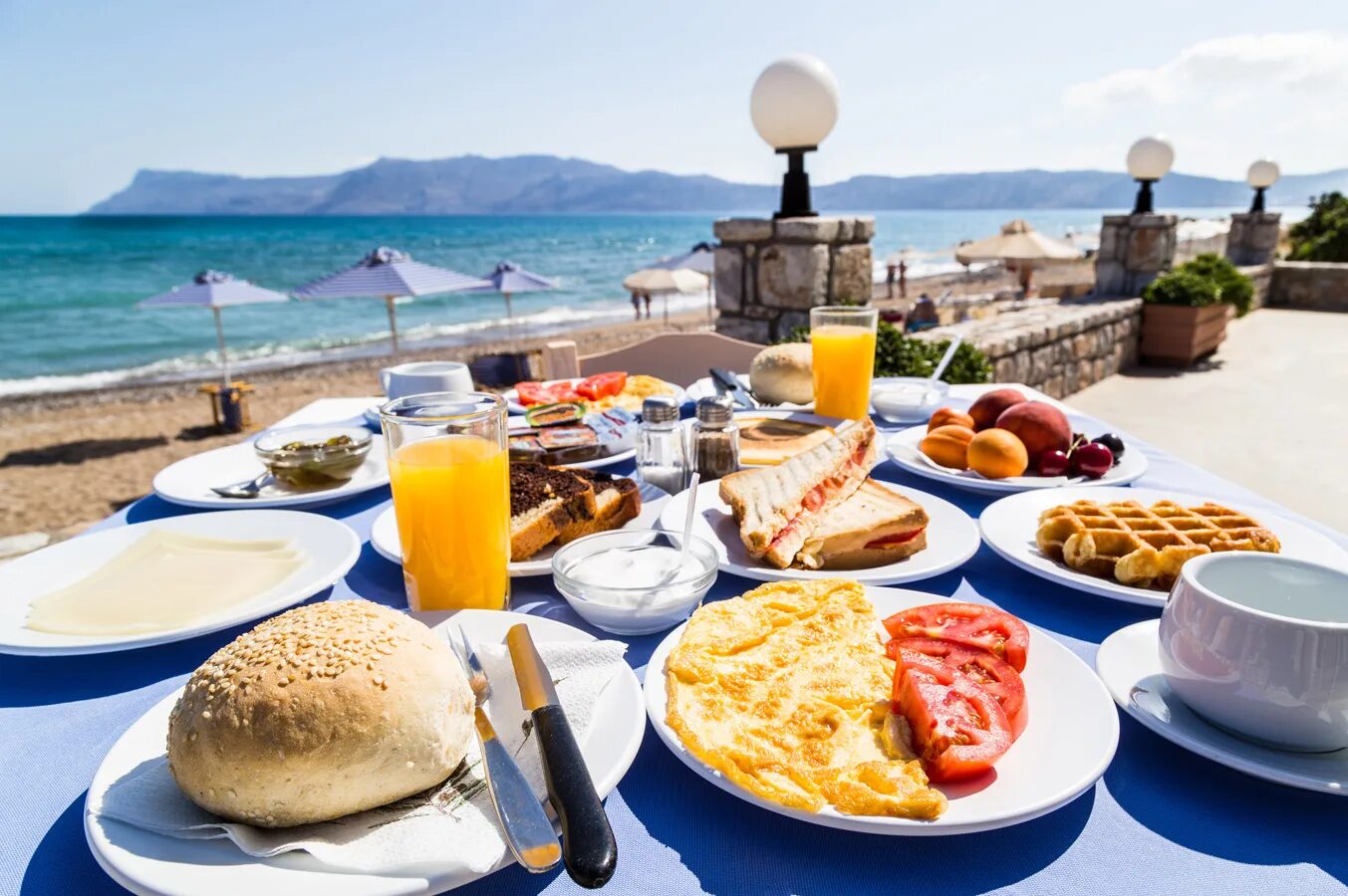 Рыбное мезе на кипре. Мезе греция. Кухня кипра. Рыбное мезе на кипре. Мезе на кипре.