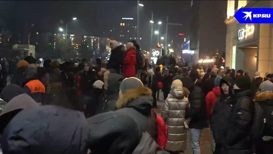 На украине ввели чп. Протесты в Улан Баторе. Великие протесты. Киев сейчас. Протесты в Монголии 2022.
