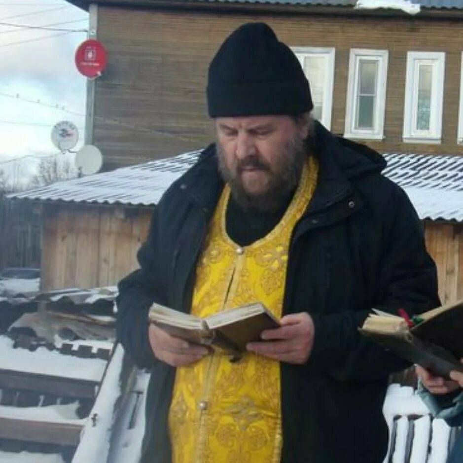Надпись белозерск на валу. Белозерск скважина. Белозерск вологодская область ладья. Церковь в белозерске. Белозерск скважина.