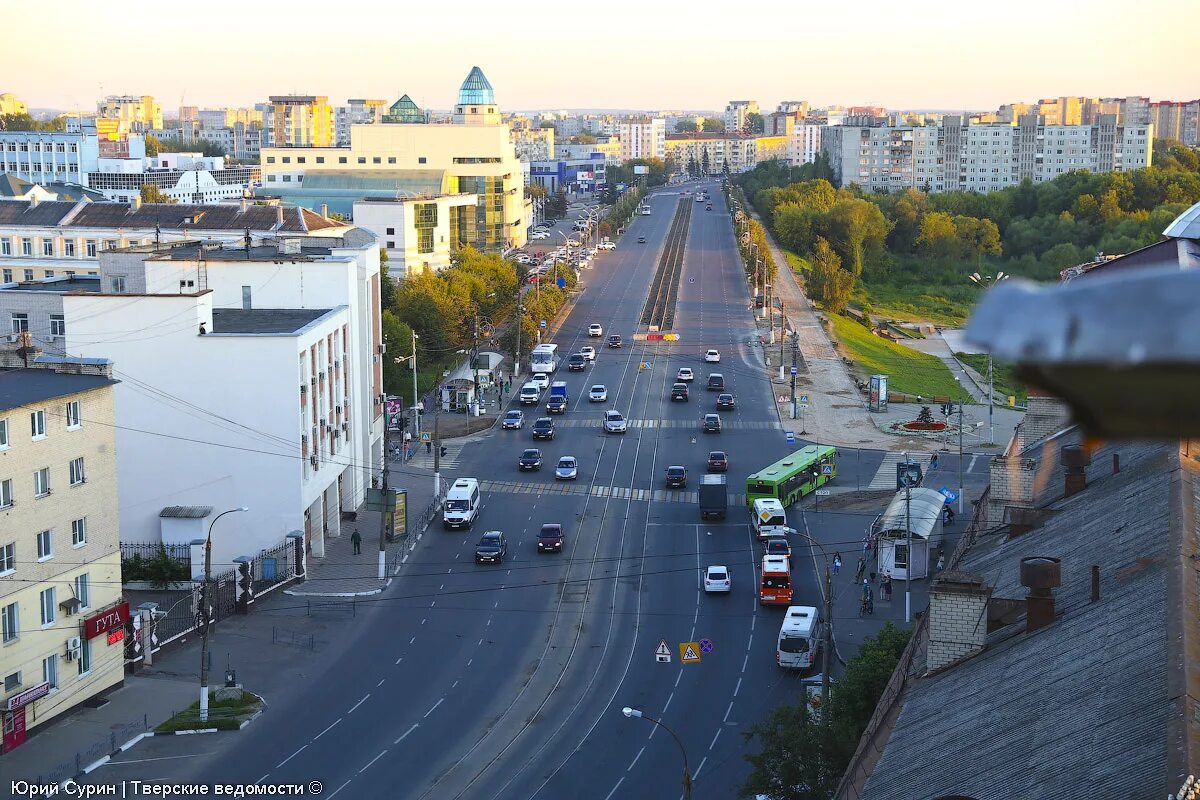 Ул проспект тверской в твери. Тверской проспект тверь 80 годы. Тверь тверской проспект 2010. Тверь тверской проспект 2010. Тверской проспект тверь.
