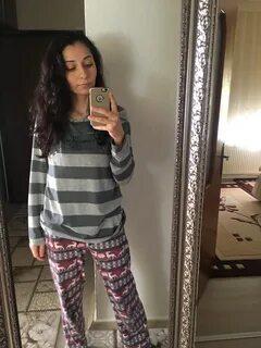 Üniversiteli Berna Yenilendi Türk İfşa Alemi Türk İfşa Reklamsız Images and...