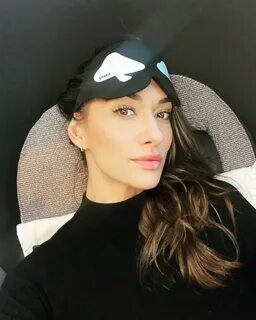 Tasya Teles Live Stream Video and Photos 11042022 