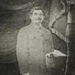 Сталин выглядывает