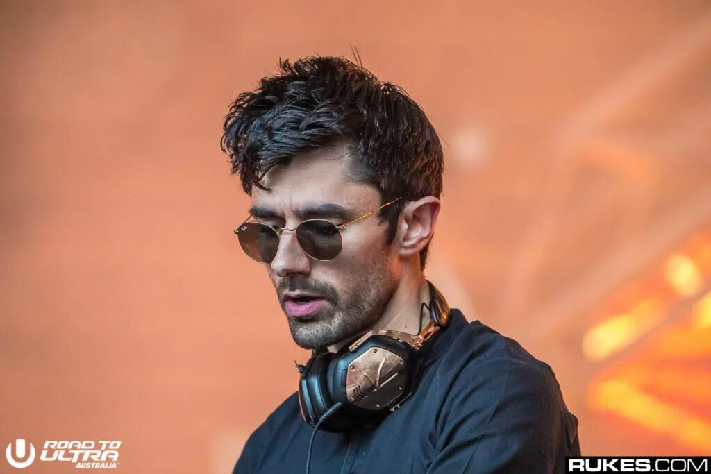 Kshmr more than a feeling. Kshmr. kshmr dj. kshmr фото. кшмр.