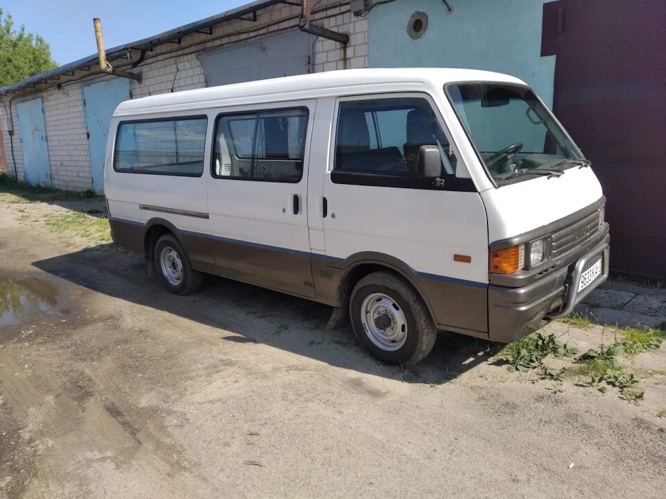 Mazda e2200. Мазда 2200. Mazda e2200. Мазда бонго е 2200. Мазда е 2200 дизель.