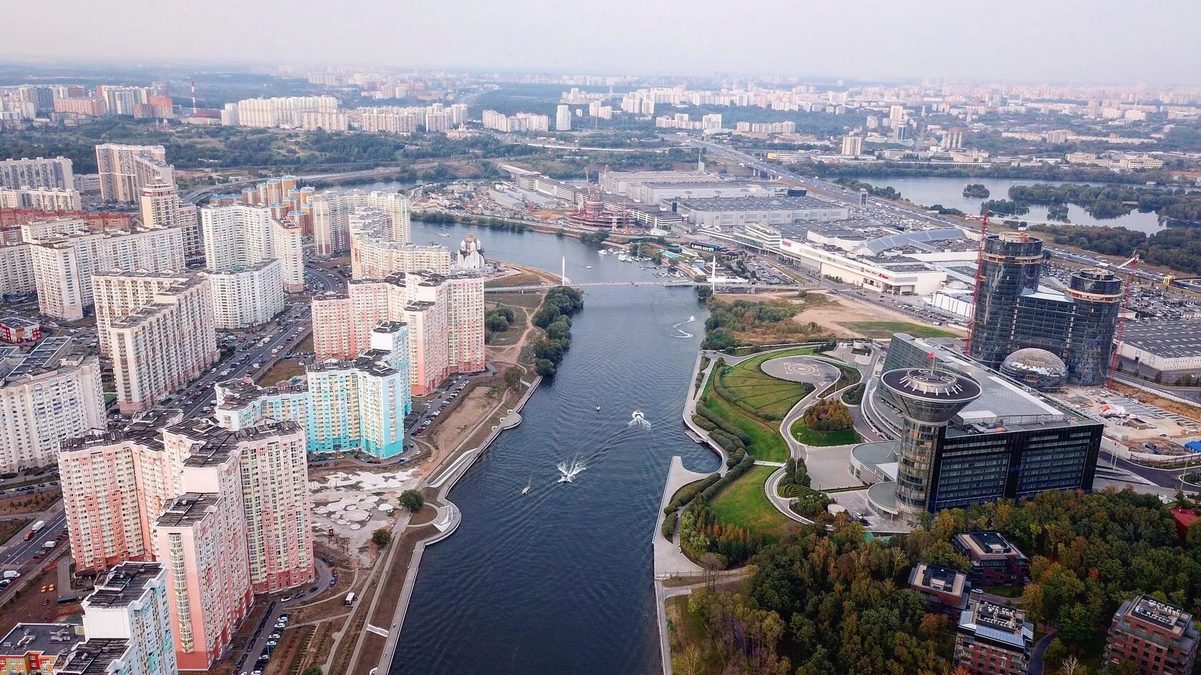 Где город красногорск. Павшинская Пойма. Красногорский район Павшинская Пойма. Москва Красногорск Павшинская Пойма. Тушинская Пойма.