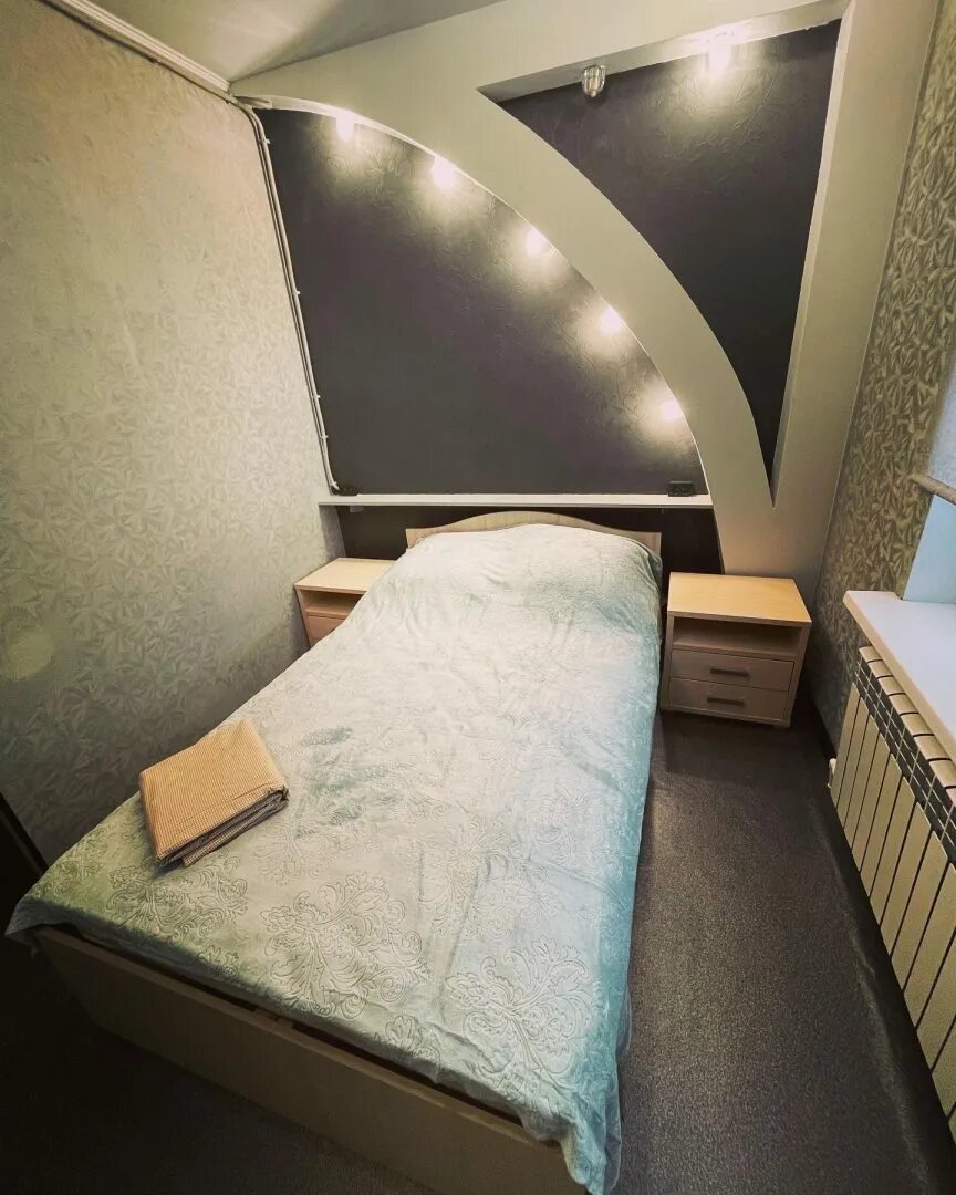 Магадан хостел книжный на якутской фото. Хостелы в магадане. Хостел книжный магадан. Магадан якутская 14/11 фото хостел. Хостелы в магадане.