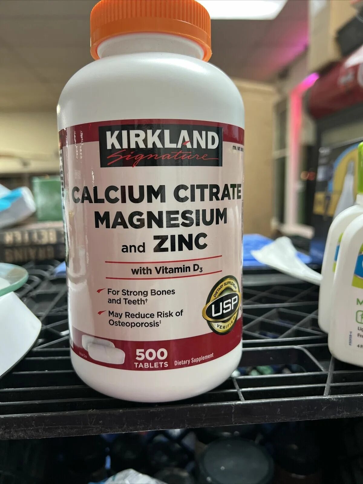 Zinc инструкция по применению. Kirkland Calcium Citrate Magnesium and Zinc. Calcium Citrate Magnesium and Zinc with Vitamin d3. Calcium Magnesium with Vitamin d3. Kirkland Calcium Citrate.