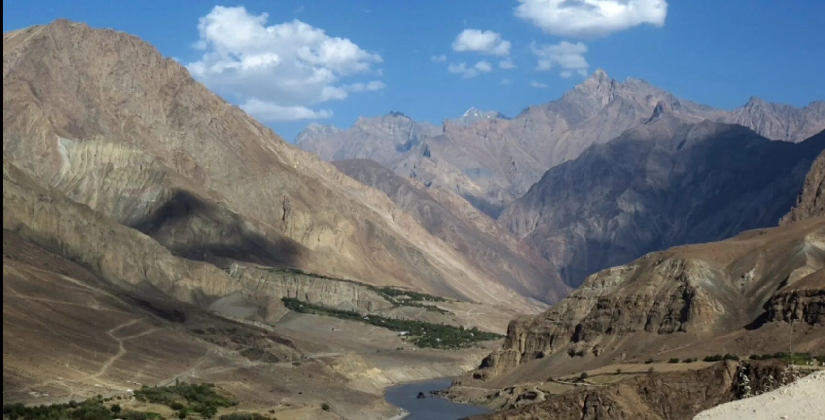 горном бадахшане. памир город хорог. горном бадахшане. горы памира горный бадахшан. горный бадахшан памир.