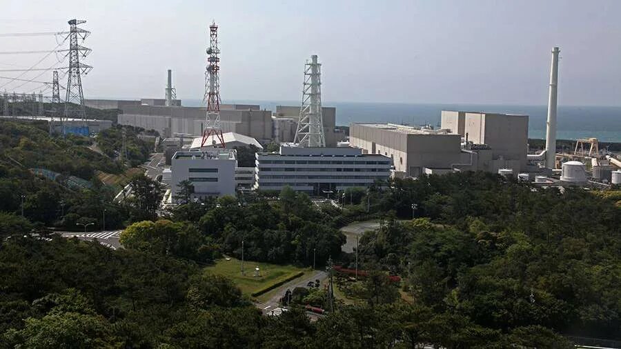 Останов аэс. АЭС «Хамаока», Япония. Фукусима и Хамаока. Хорватия атомная электростанция в Японии заброшенные машины. АЭС Хамаока презентация на русском.