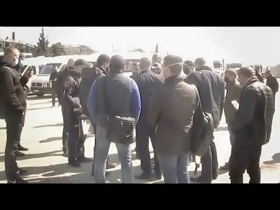 Рейдерский захват валдберис новости. Рейдерский захват валдберис новости. Рейдерский захват фото. Рейдерский захват валдберис новости. Рейдерский захват в москве в 2000 годах.