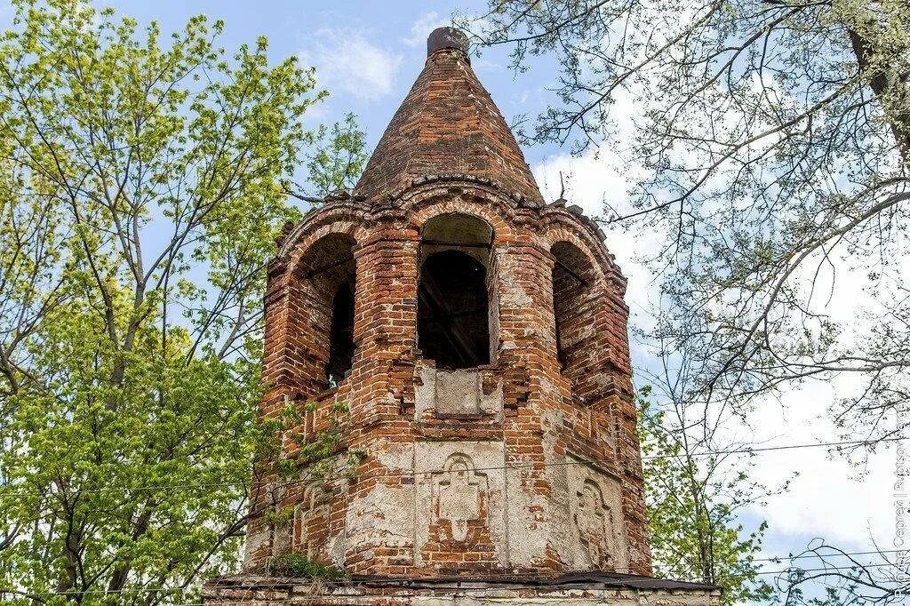 Бушово Тульская область. Заброшенные церкви Тульской области Ленинский район. Деревня Бушово Тульская область. Колокольня в Тульской области село. Тульские заброшенные деревни