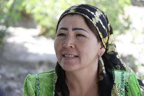 Узбекская женщина волосатая