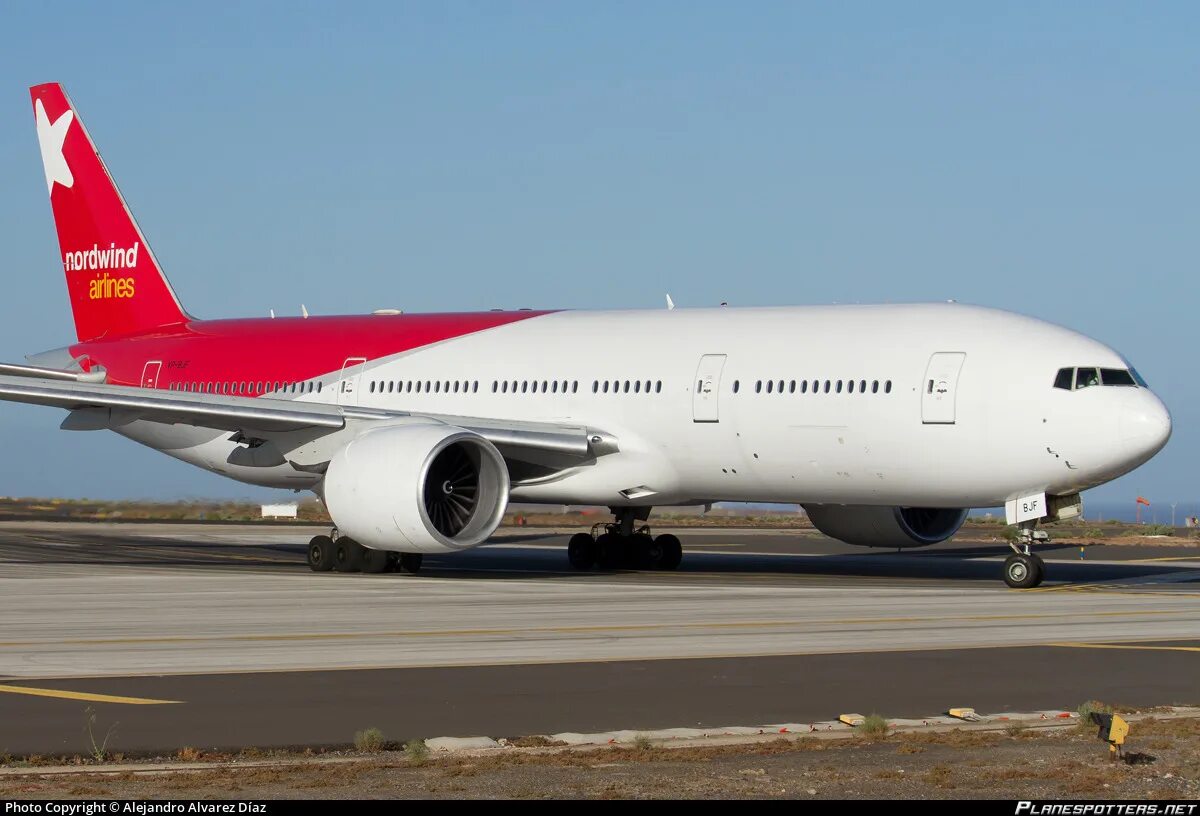 777-300er Норд Винд. Boeing 777 Nordwind Airlines. Боинг 777 Норд Винд. Самолет Боинг 777 200 Норд Винд.