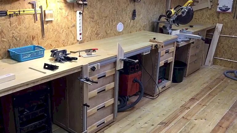 Мастерские сделай сам. Мастерские сделай сам. Сарай мастерская. Самодельный верстак в гараж. Обустройство сарая мастерской.