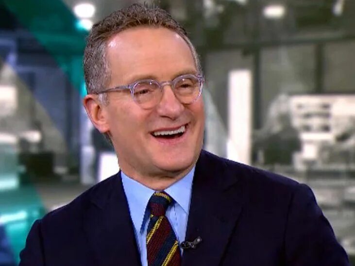 Mark isn t here. Говард маркс инвестор. говард маркс oaktree capital. howard marks фото.