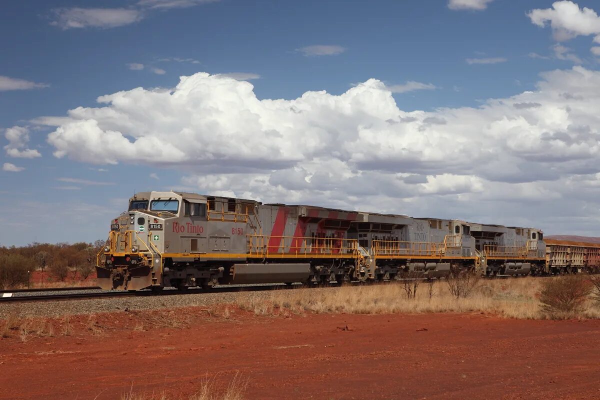 большая эс. Dana fleyser. биг. большая эс. Es44 bnsf тепловоз.