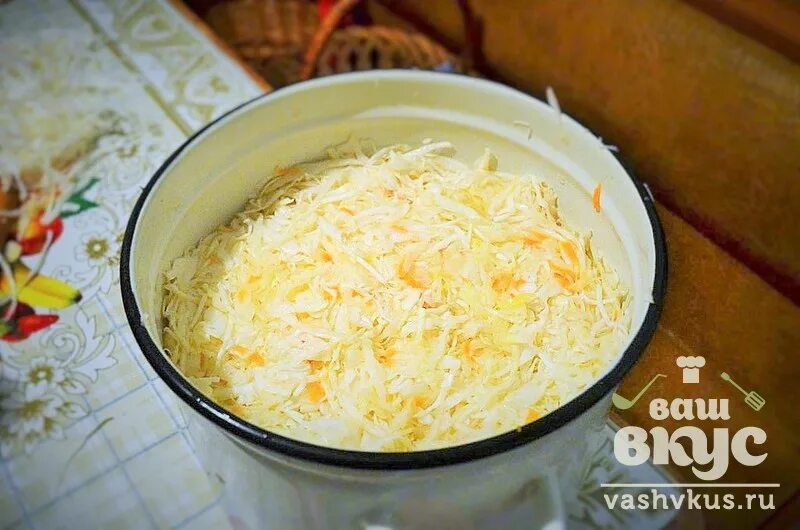 Квасить капусту в кастрюле из нержавейки. Квасить капусту в кастрюле из нержавейки