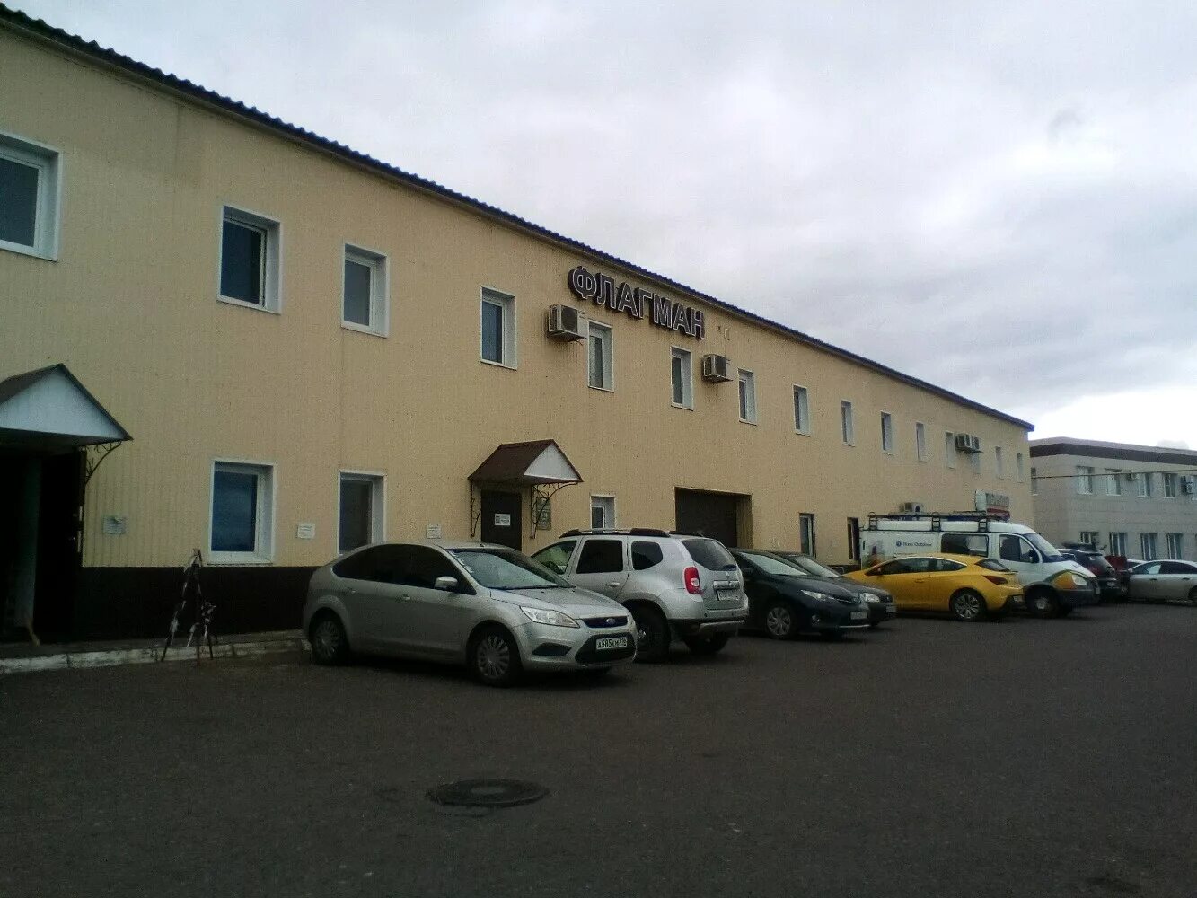 Улица мидхата булатова 1 казань. Оренбургский тракт, 128, офис 1. Оренбургский тракт 128. Оренбургский тракт 128 казань. Оренбургский тракт, д.