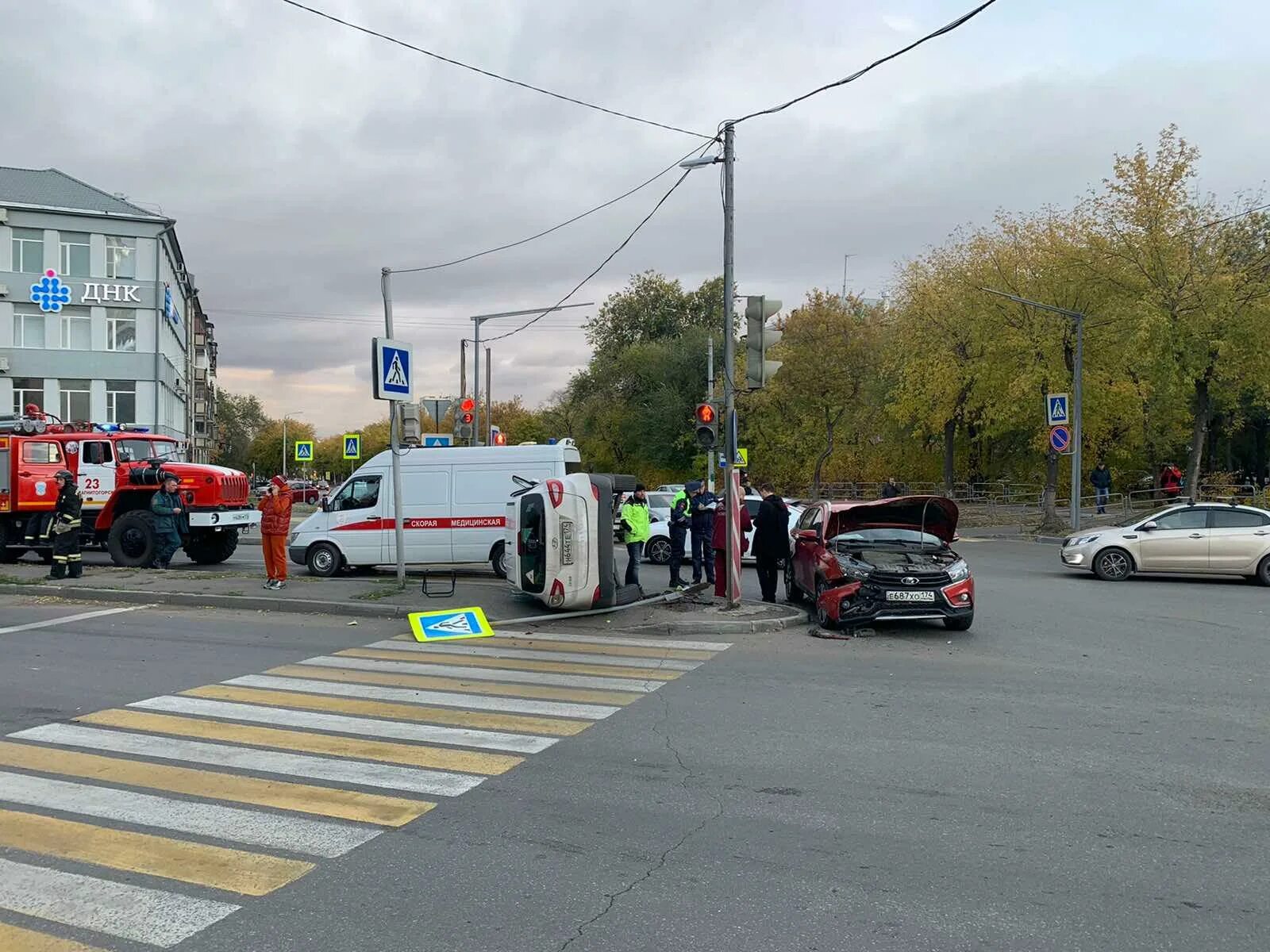 ДТП 29.10.2016 Магнитогорск. Дорожная 46. Москва Гостиничная улица 10к5 ДТП трактор. Что случилось 5 октября