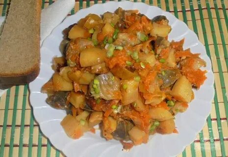 Куриные желудки с картошкой