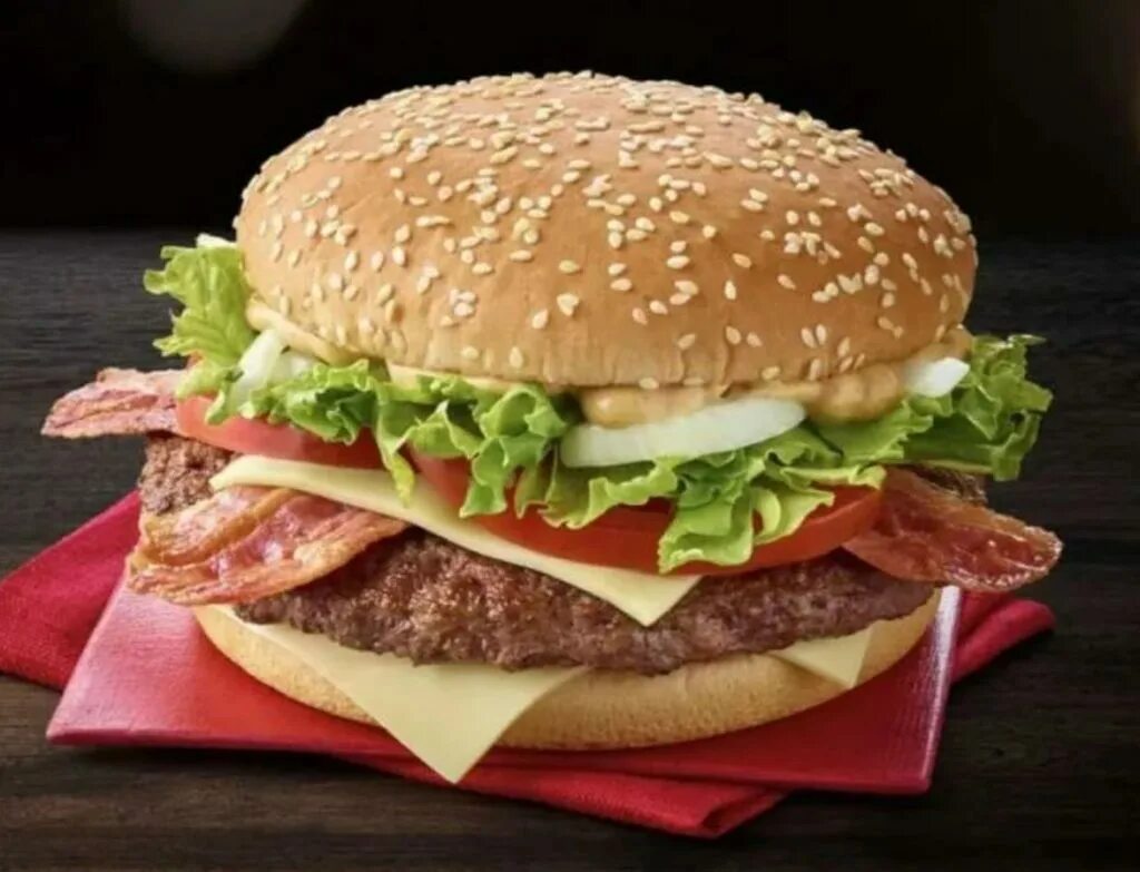 Пиццбургер. Пицца бургер. Бургер классический. Бургеры в тесте. Бургер сток.