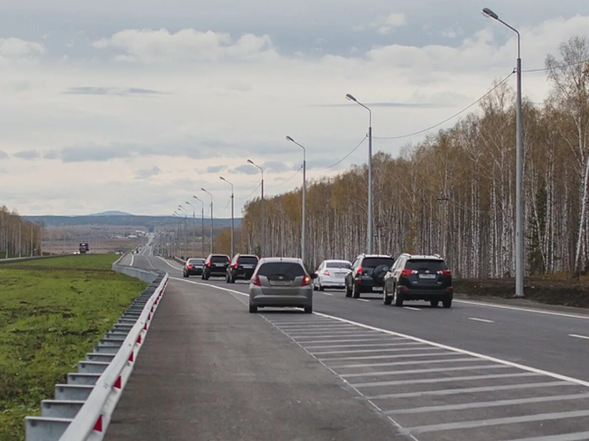 Уральские горы возле трассы м5. М5 Урал. М-5 «Урал», км 942+890. Трасса Чебаркуль Уфа.