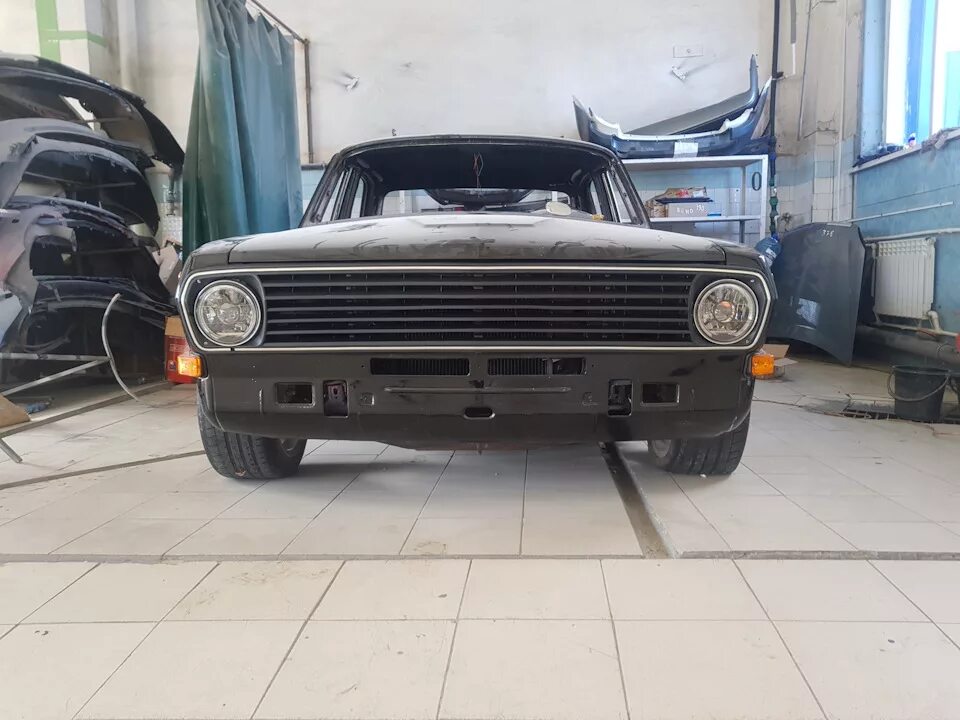 24 решетка. Газ 24 решетка радиатора. 24 решетка. Решетка радиатора волга газ 24. Газ 3102 слепая решетка.