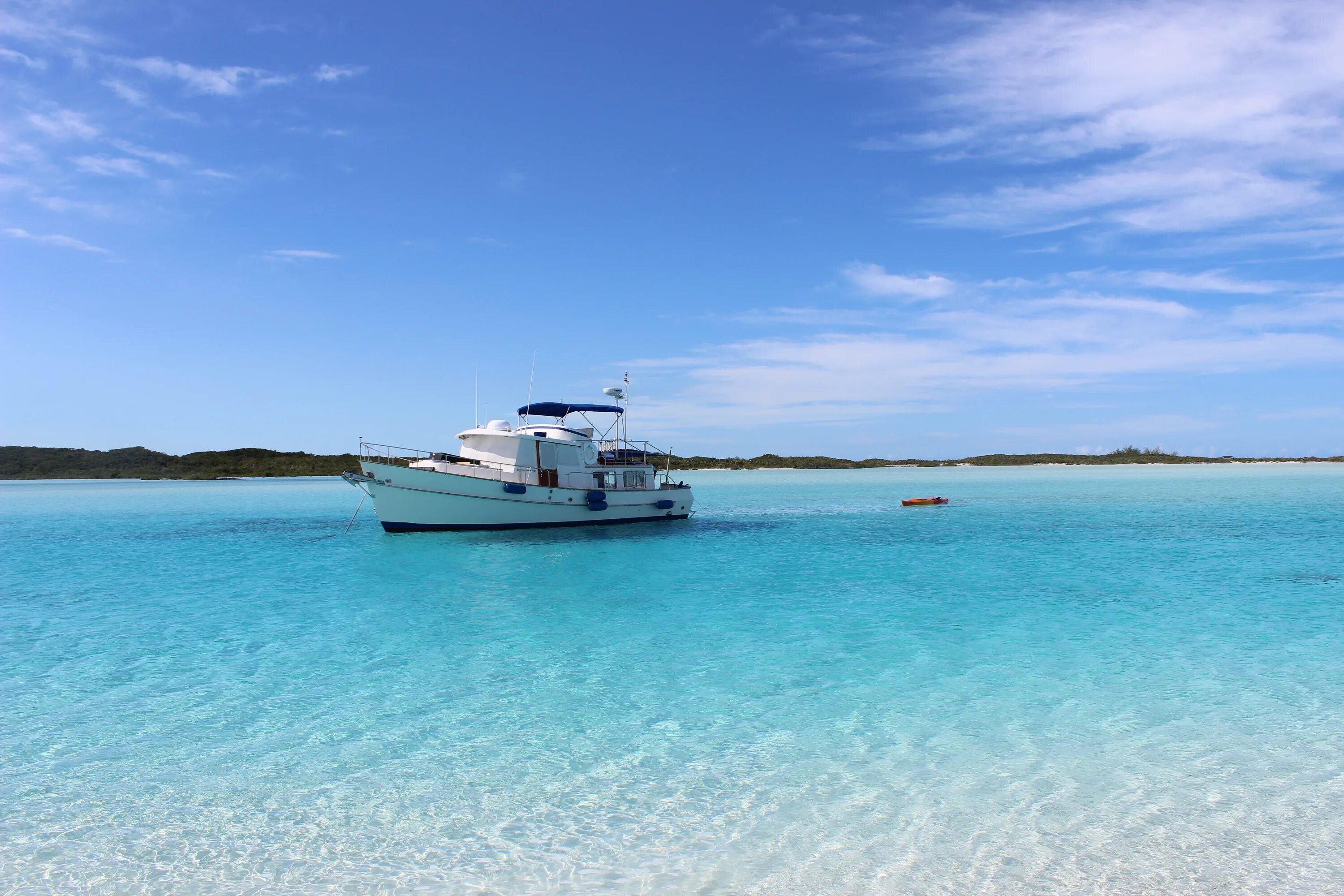 Boat island. Морской заповедник Саут-Уотер-Кей,. Парадиз остров Карибского моря. Карибский бассейн. Лагуна Карибы.